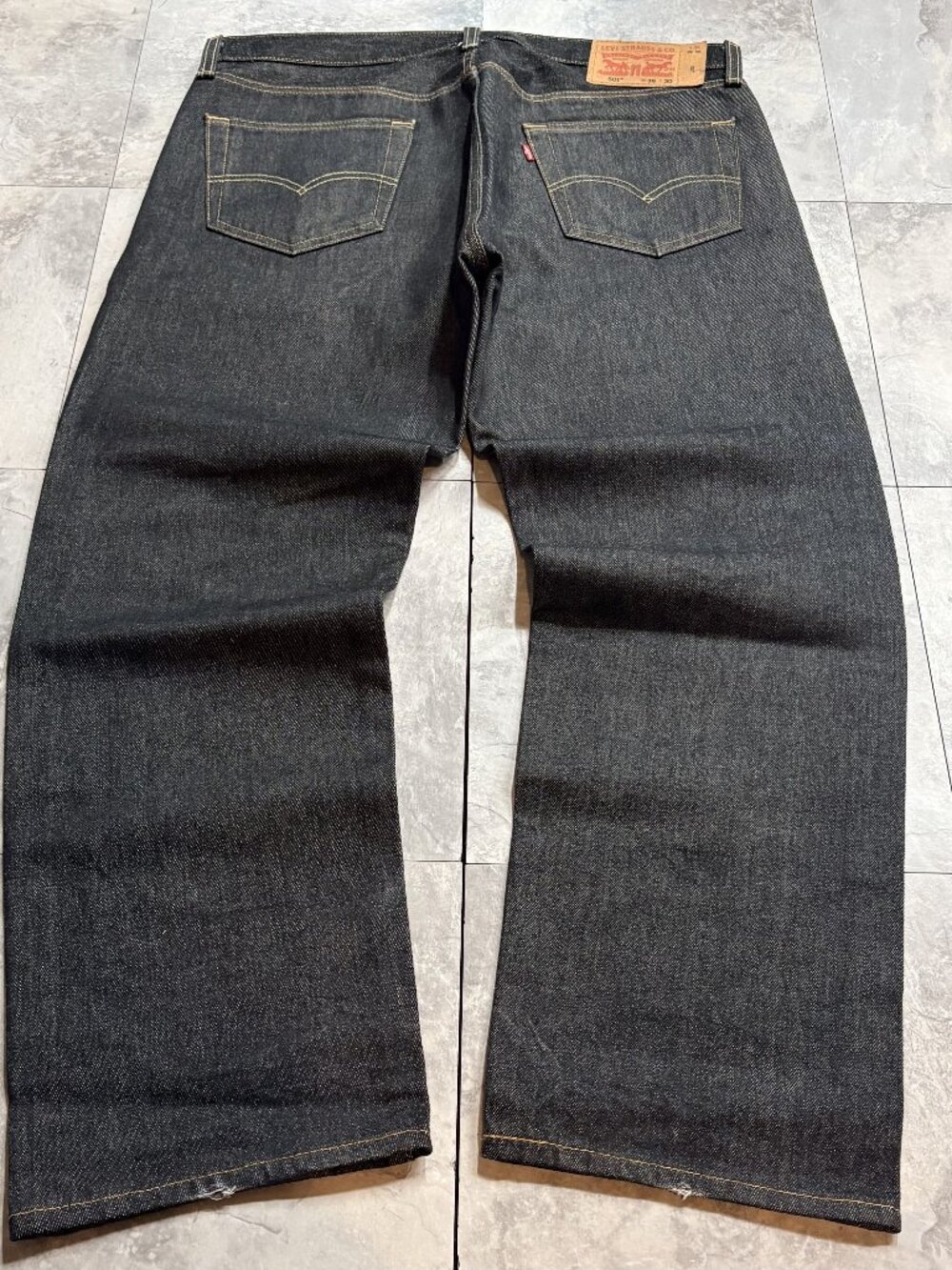 Levi's 501 Jeans Men's 36x30 Black Contrast Stitch Button Fly Y2K